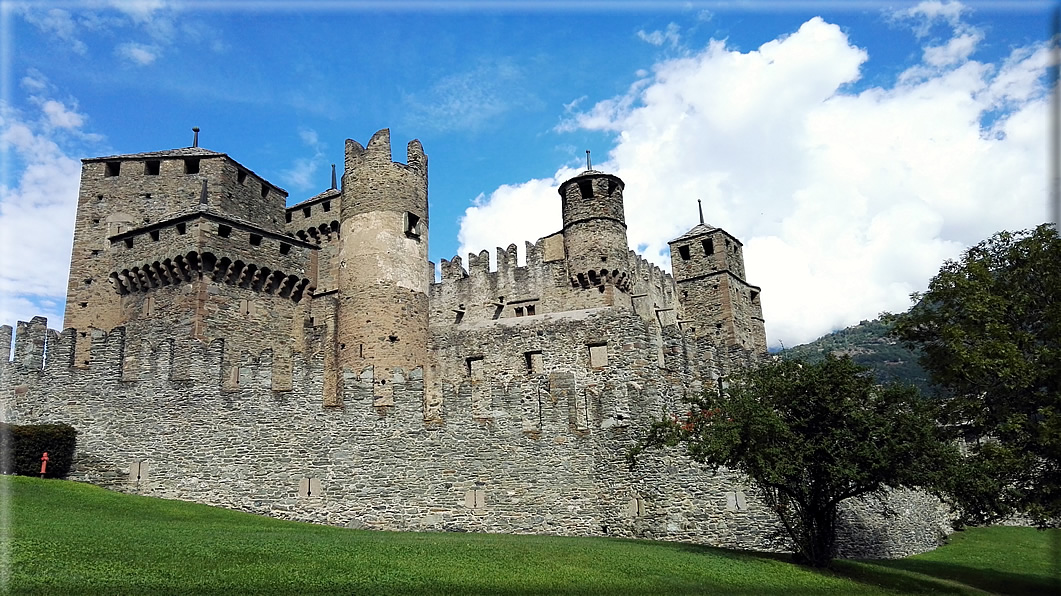 foto Castello di Fénis